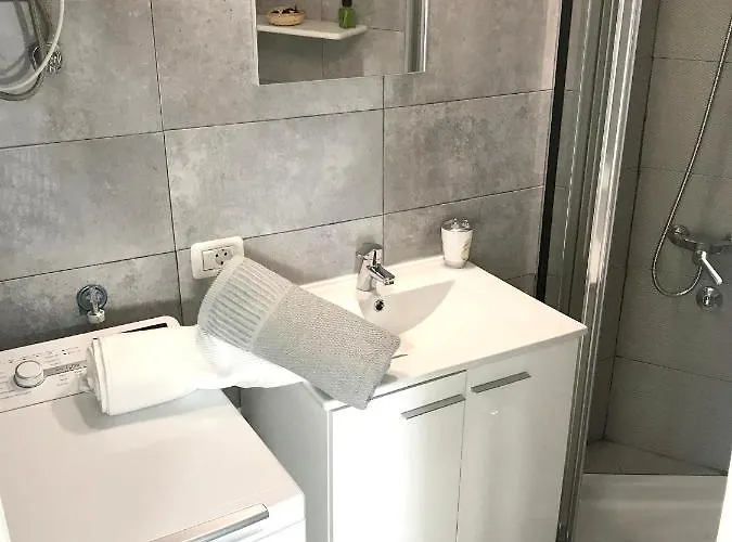 Charming In Playa De La Americas With Sea View Vakantiehuis *