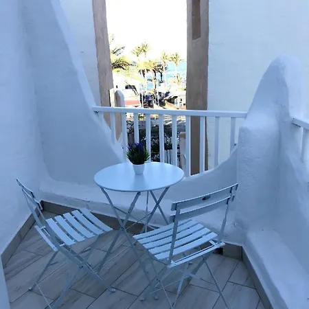 Feriehus Charming In Playa De La Americas With Sea View Playa de las Américas