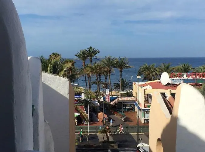 Charming In Playa De La Americas With Sea View プラヤ・デ・ラス・アメリカス